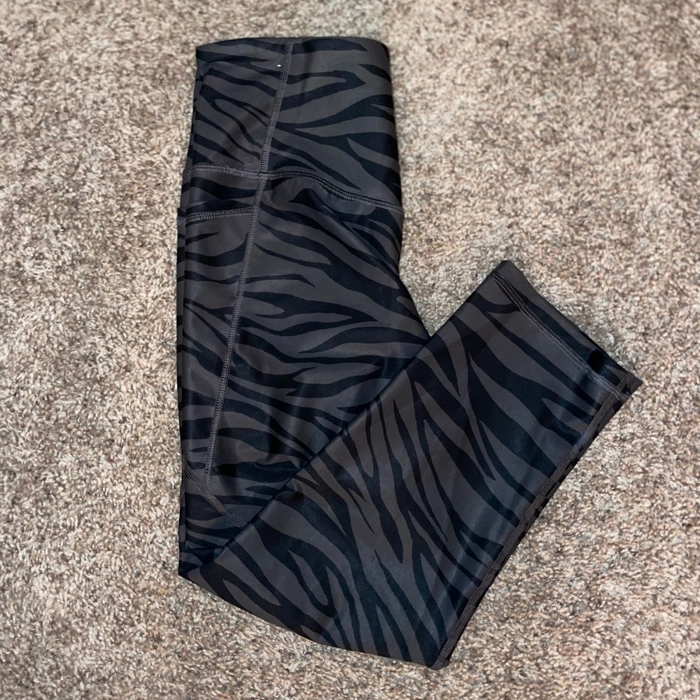 Old Navy Active Fit Leggings